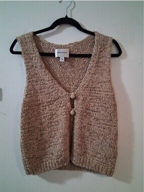 Industry Knit Beige Sleeveless Button-Front Sweater Vest. NWT. Small Petite.Gift